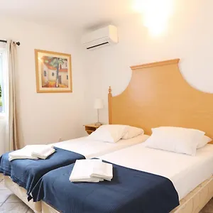  Apartment Windmill Hill