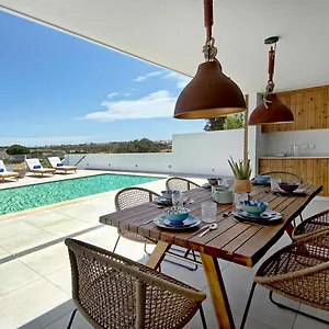  Villa Ocean Marina, Panoramic And Heatable Pool By Dreamvillasalbufeira
